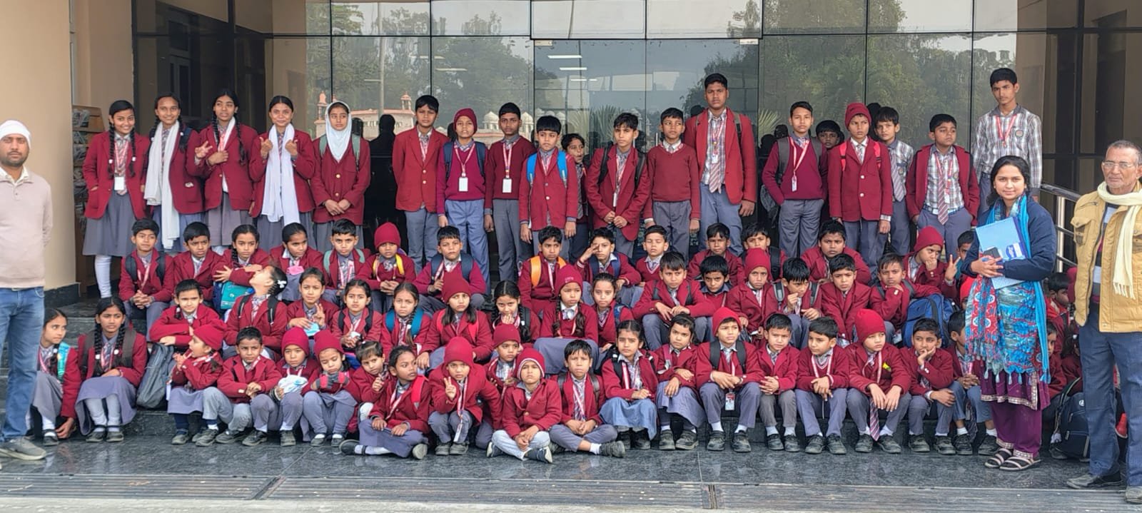 संत कबीर अकादमी में शाह अली अब्बय पब्लिक स्कूल सहलेहपुर सेमरियावा